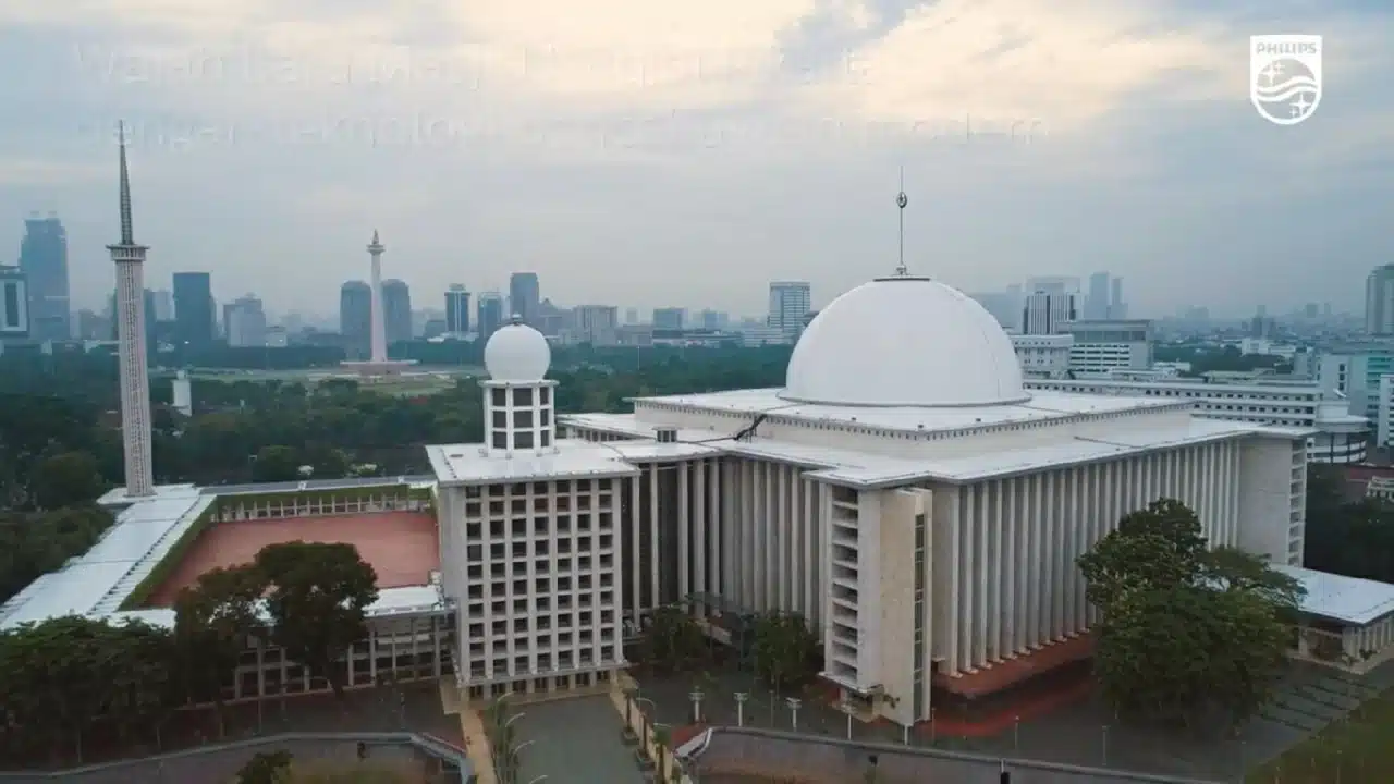 10 Jaw-Dropping Facts About Masjid Istiqlal: Indonesia’s Architectural Masterpiece Revealed! Don’t Miss Out on this Extraordinary Gem.